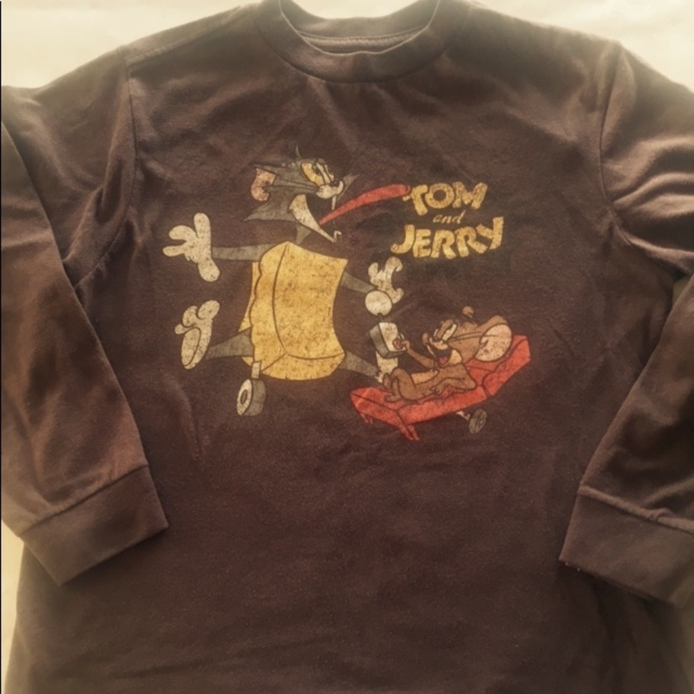 Old Navy Collectabilitees Tom & Jerry Tshirt